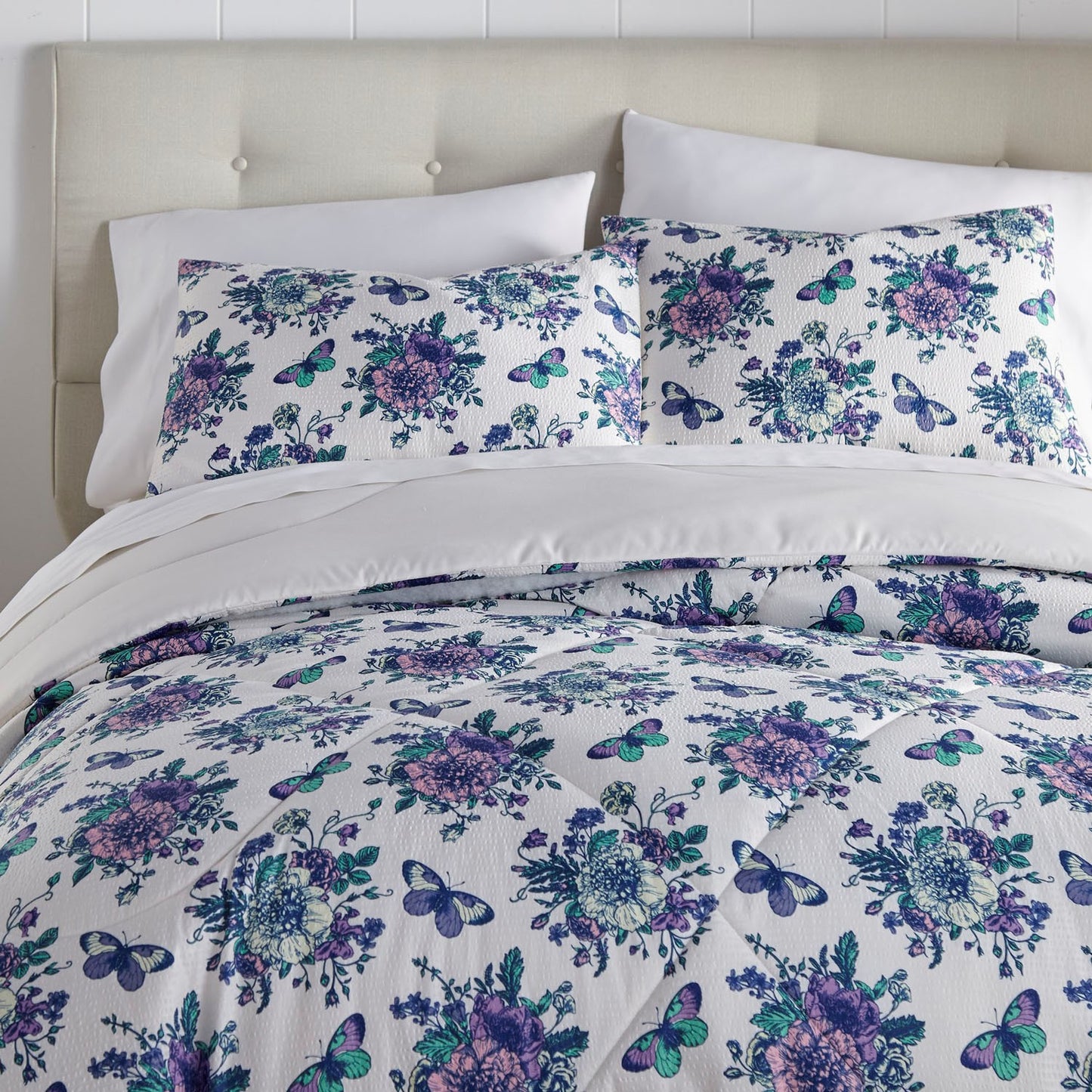 Clearance Seersucker Comforter Sets