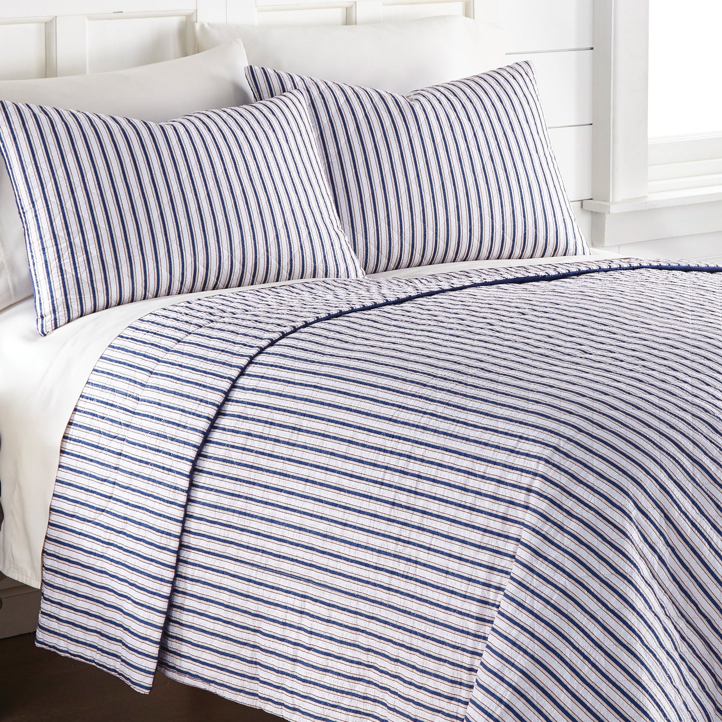 Clearance Seersucker 6-in-1 quilt sets