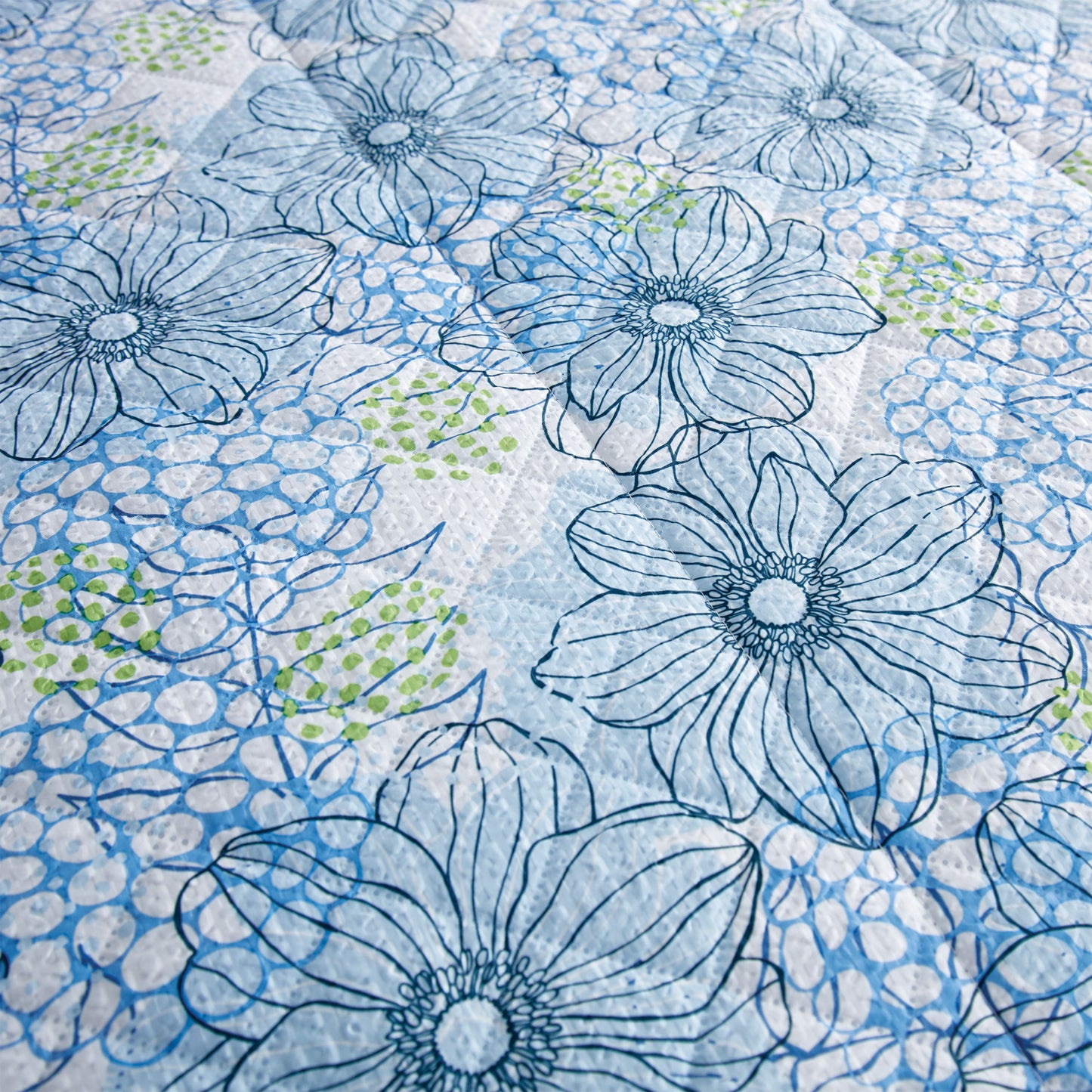 Clearance Seersucker 6-in-1 quilt sets