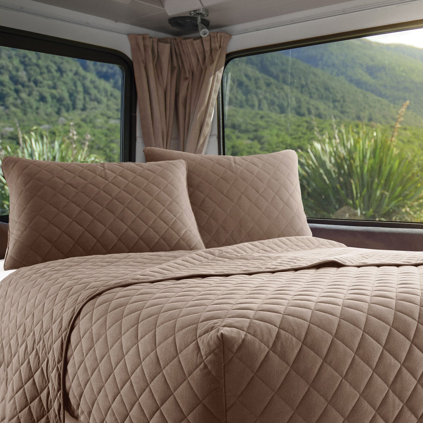 RV Fitted Bedspreads